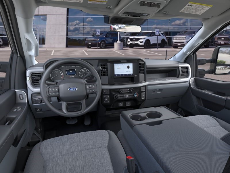 New 2026 Oxford White Ford XL image 10