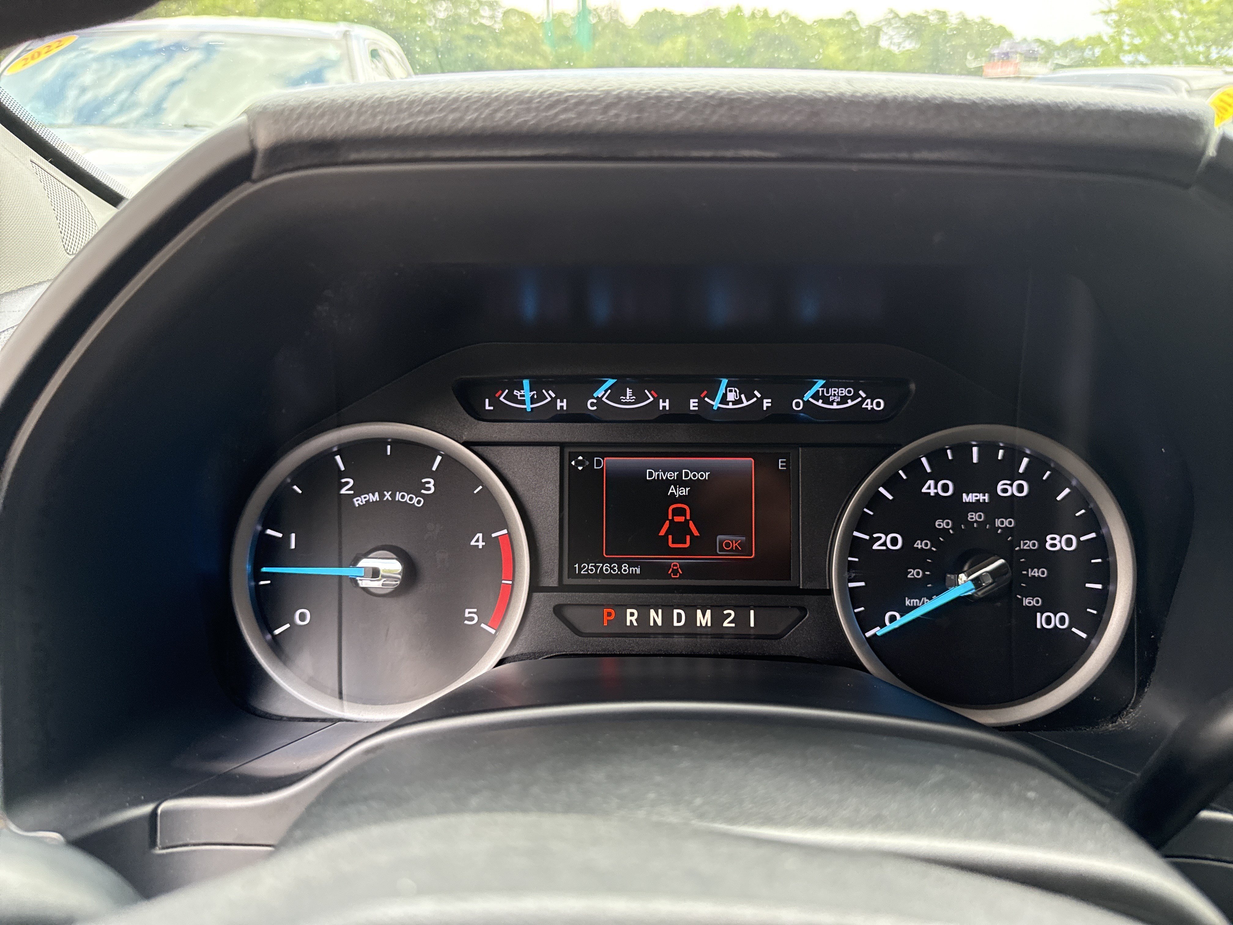 Used 2019 Oxford White Ford XLT image 28