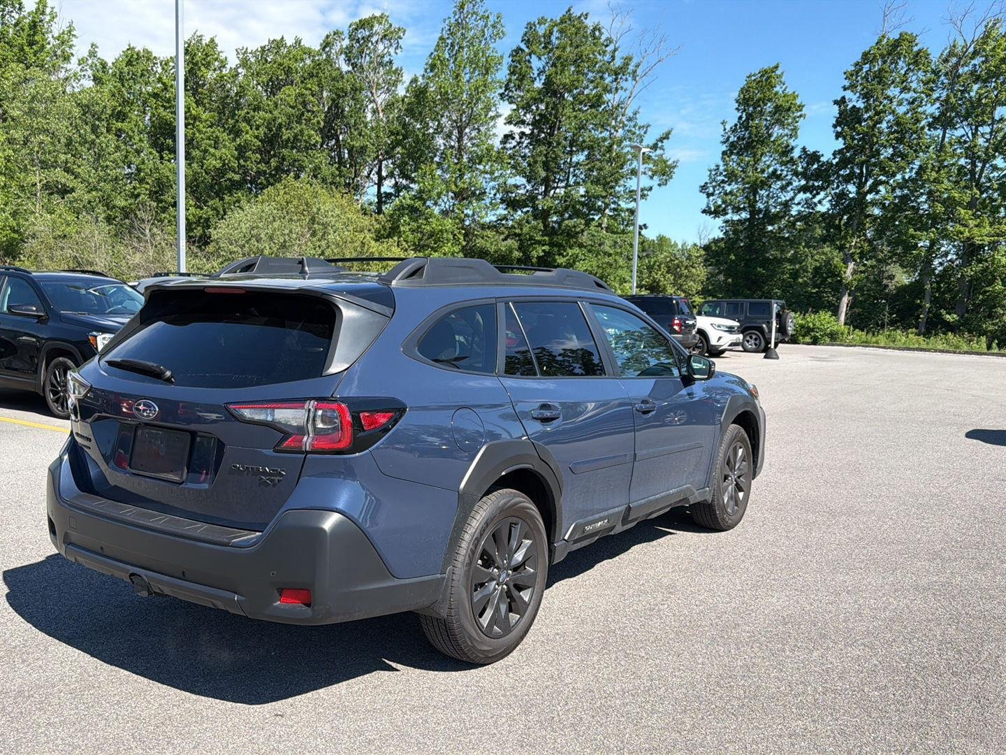 Used 2025 Cosmic Blue Pearl Subaru Onyx Edition XT image 4