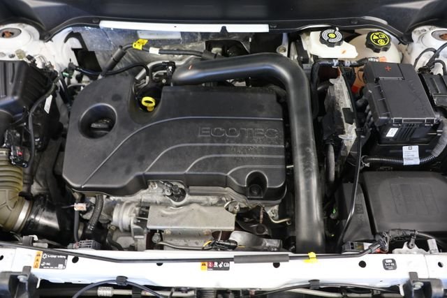 2023 GMC Terrain SLE - Photo 23