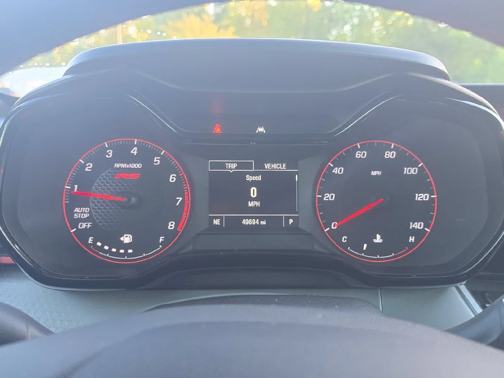 Used 2024 Summit White Chevrolet 1RS image 28