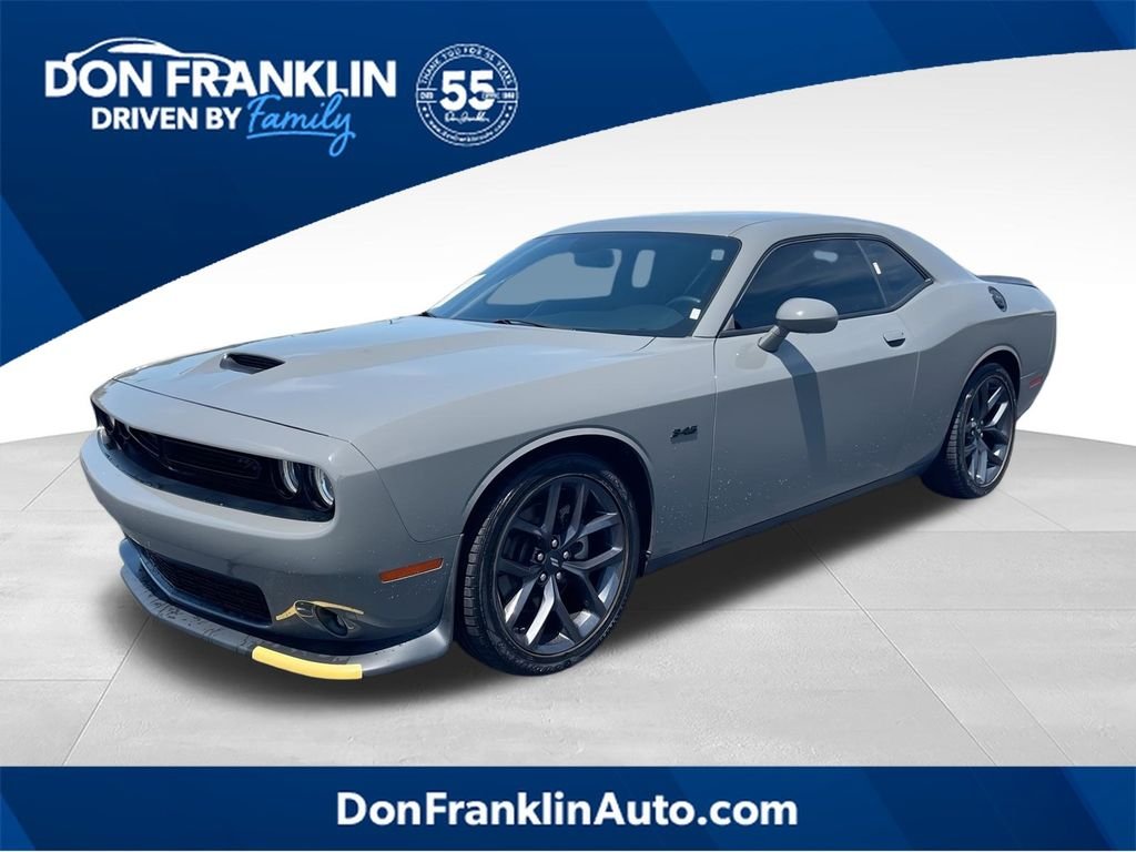 2023 Dodge Challenger R/T's photo