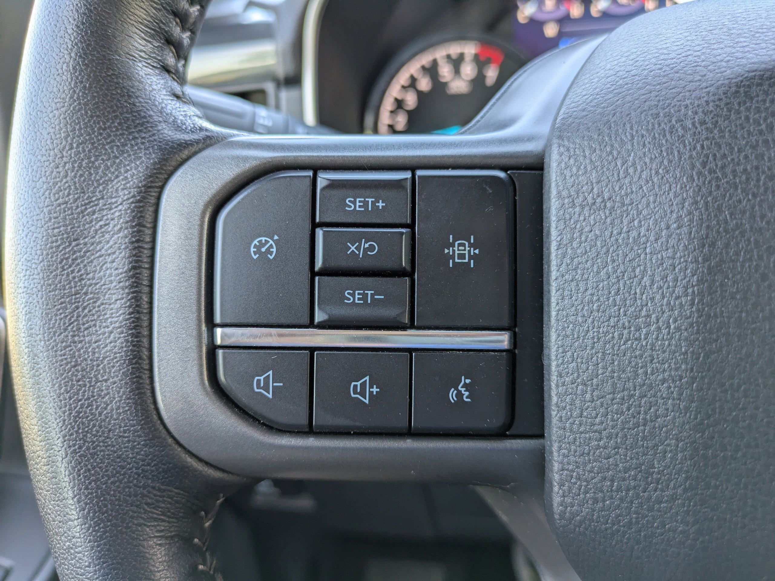 Used 2022 Race Red Ford XLT image 23
