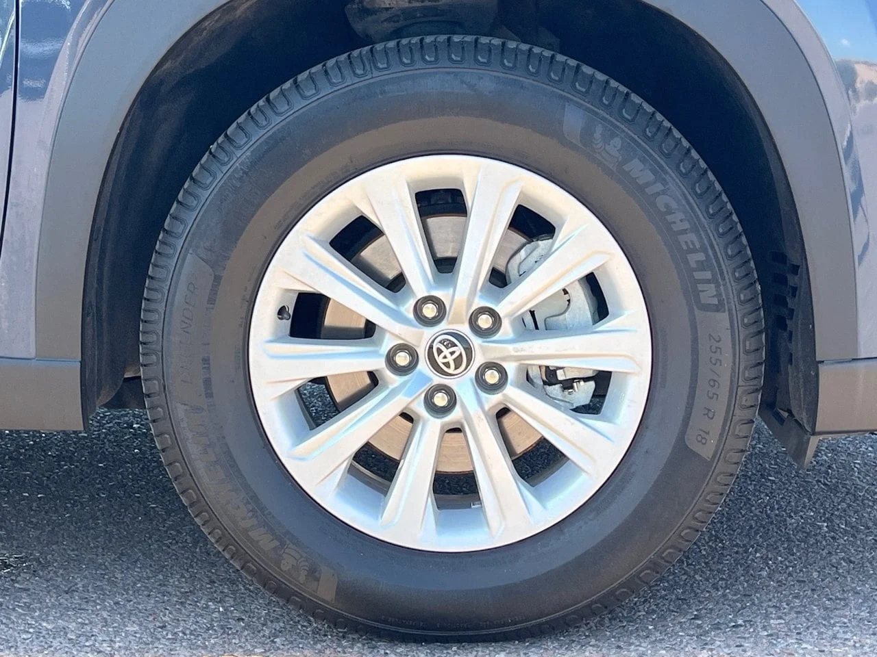 Used 2024 Storm Cloud Toyota XLE image 7