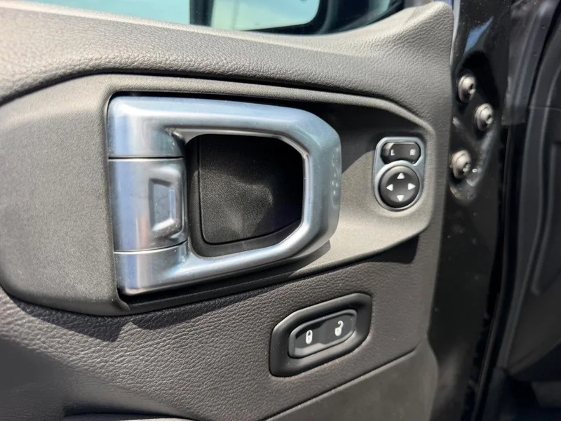 Certified Used 2023 Black Clearcoat Jeep Rubicon image 18