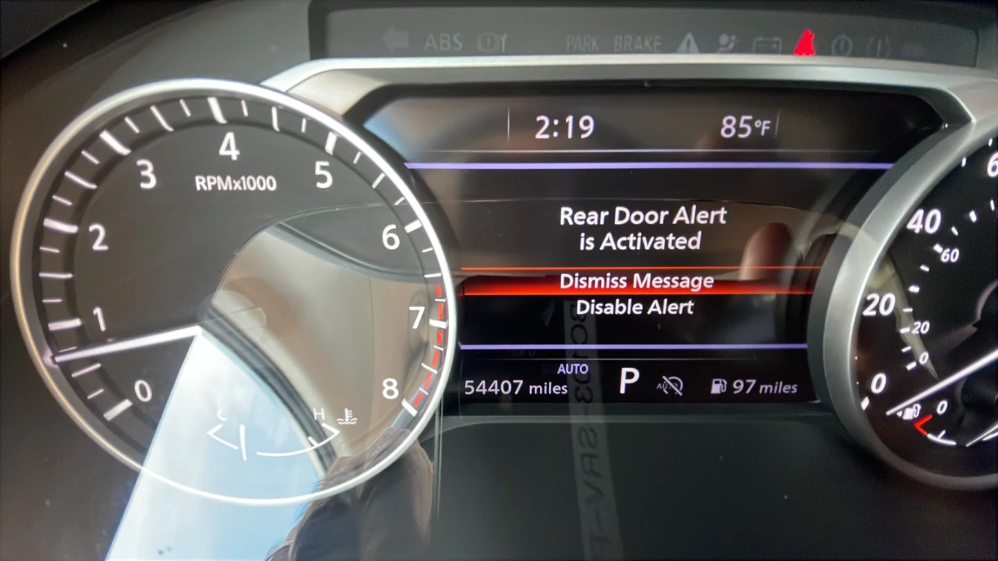 Used 2022 White Nissan SL image 26