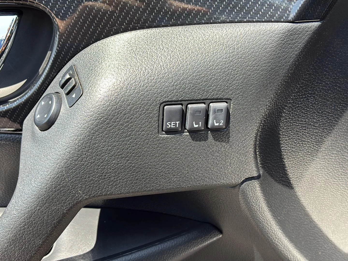 Used 2020 Magnetic Black Pearl Nissan SL image 15