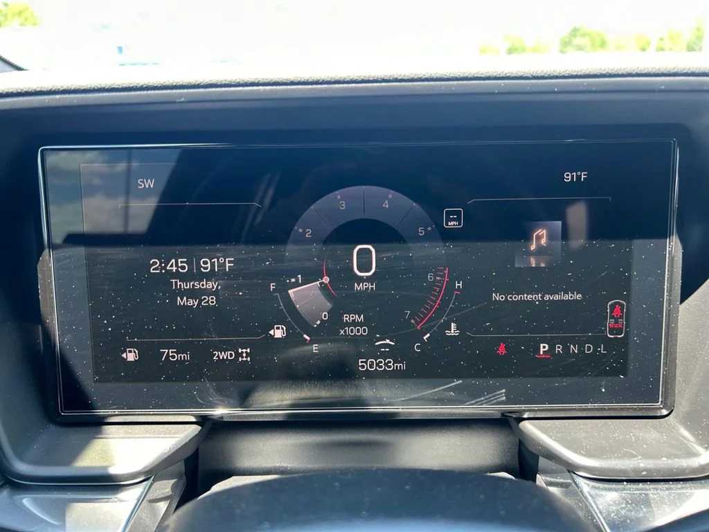 New 2026 Sterling Metallic GMC Elevation image 18