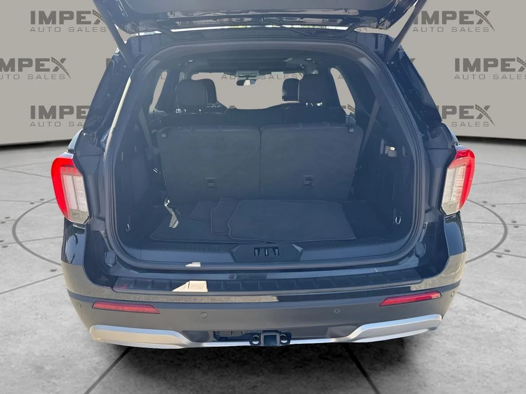 Used 2025 Black Ford Platinum image 19