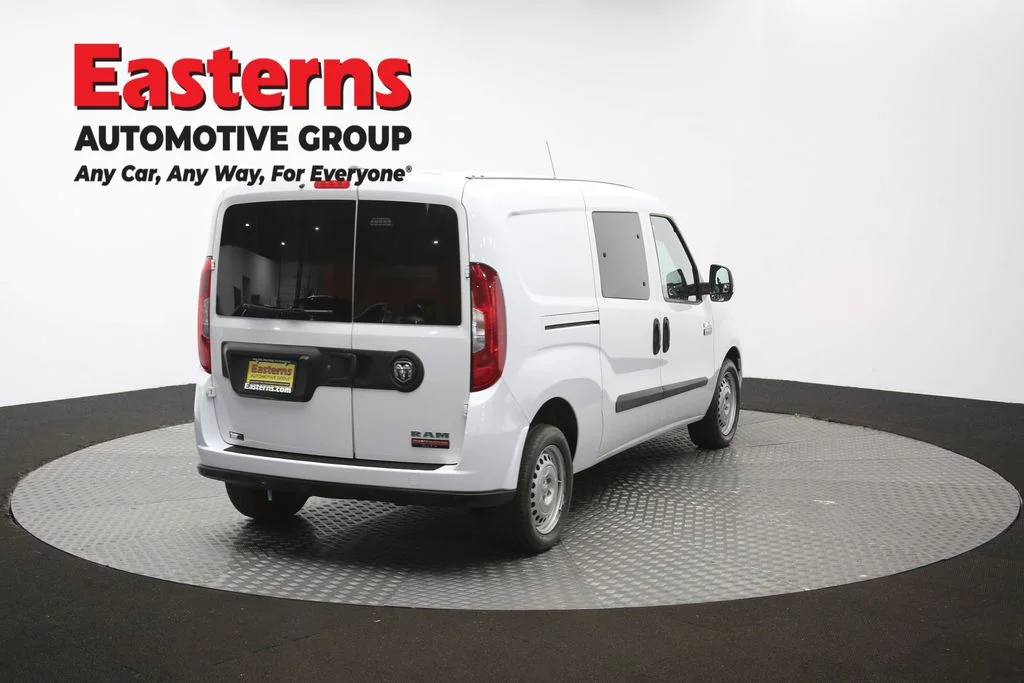 Used 2022 White Ram Base image 37
