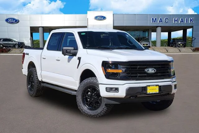 New 2026 Oxford White Ford XLT image 24