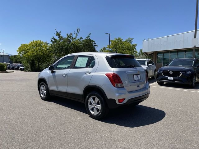 Used 2018 Silver Chevrolet LS image 3