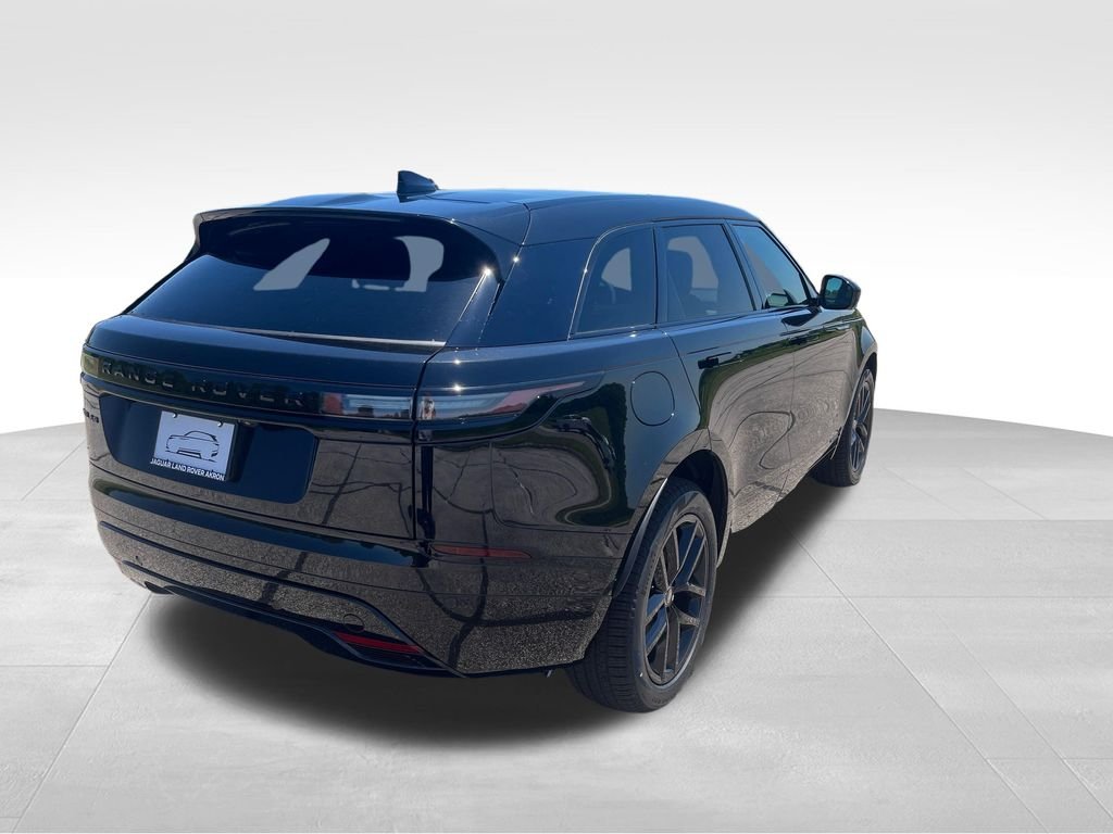 New 2026 Santorini Black Land Rover P250 Base image 5