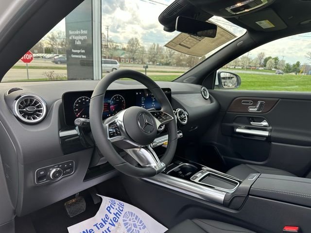 New 2026 Polar White Mercedes-Benz GLA 250 image 16