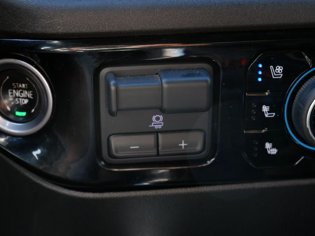 Used 2023 White Chevrolet LTZ image 22