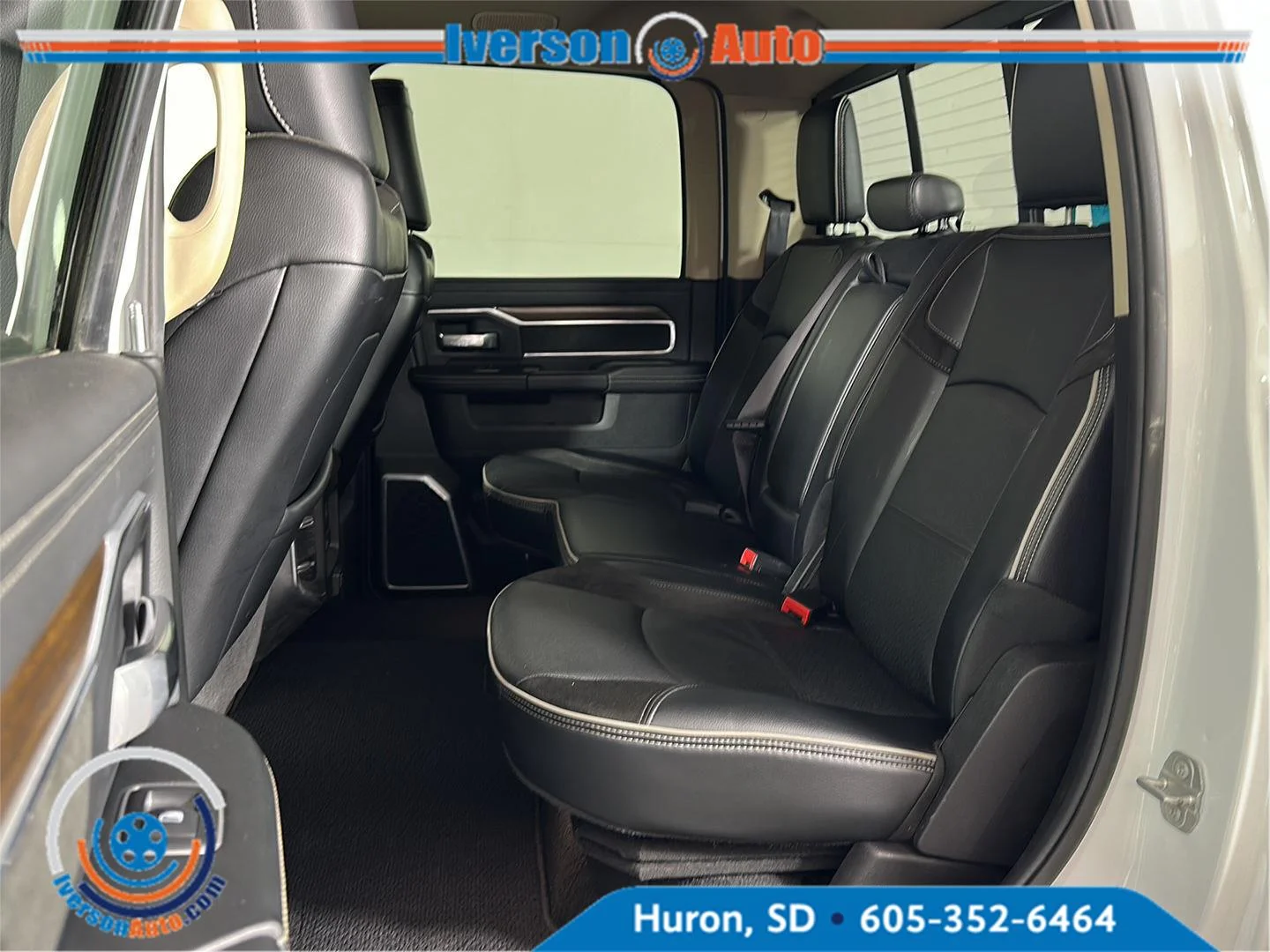 Used 2022 Bright White Clearcoat Ram Laramie image 25