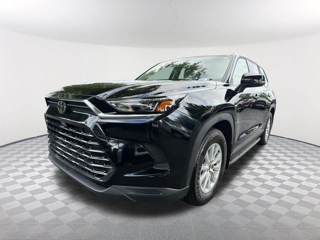 Used 2025 Black Toyota XLE image 1