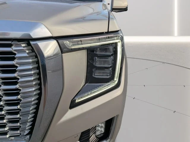 Used 2023 Beige GMC Denali image 6