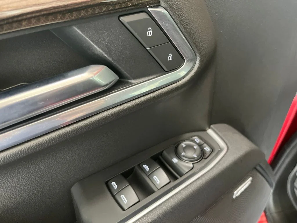 Used 2025 Red Chevrolet RST image 4
