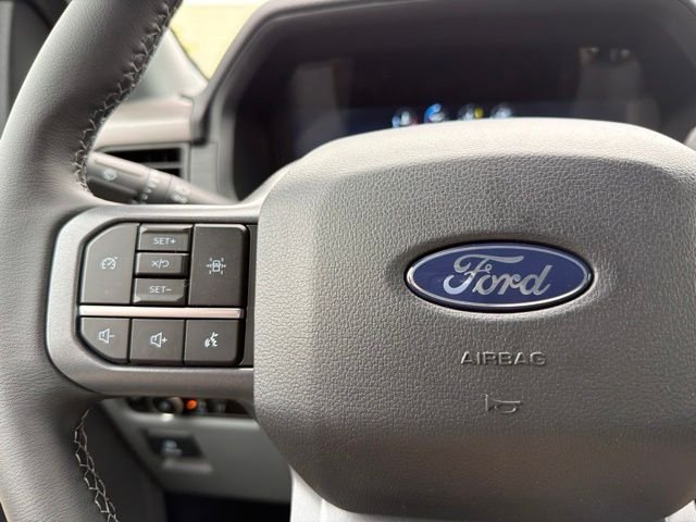 New 2026 Oxford White Ford XLT image 19
