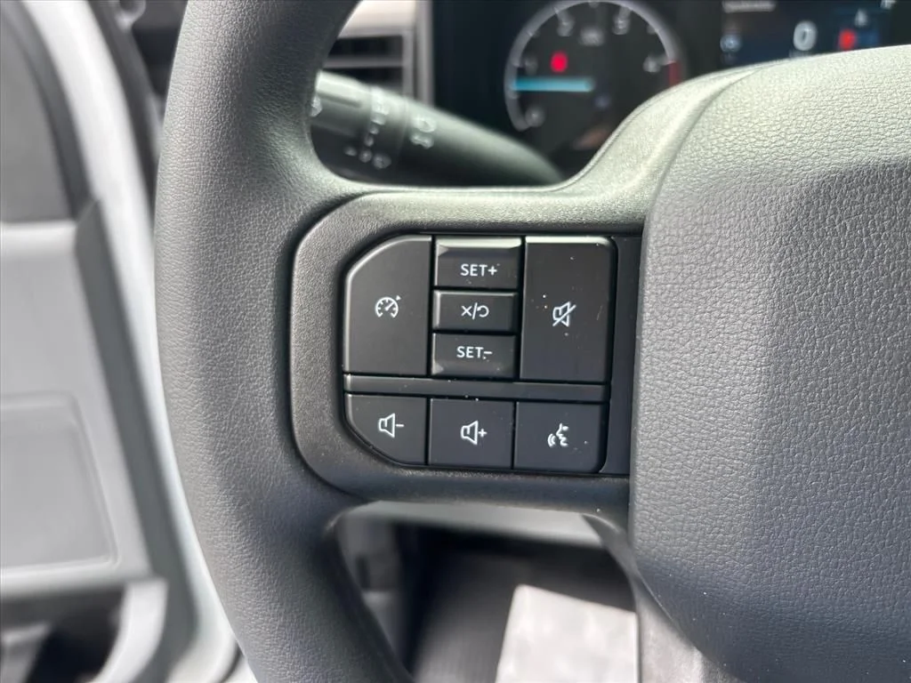 2026 Ford F-350 Super Duty XL - Photo 30