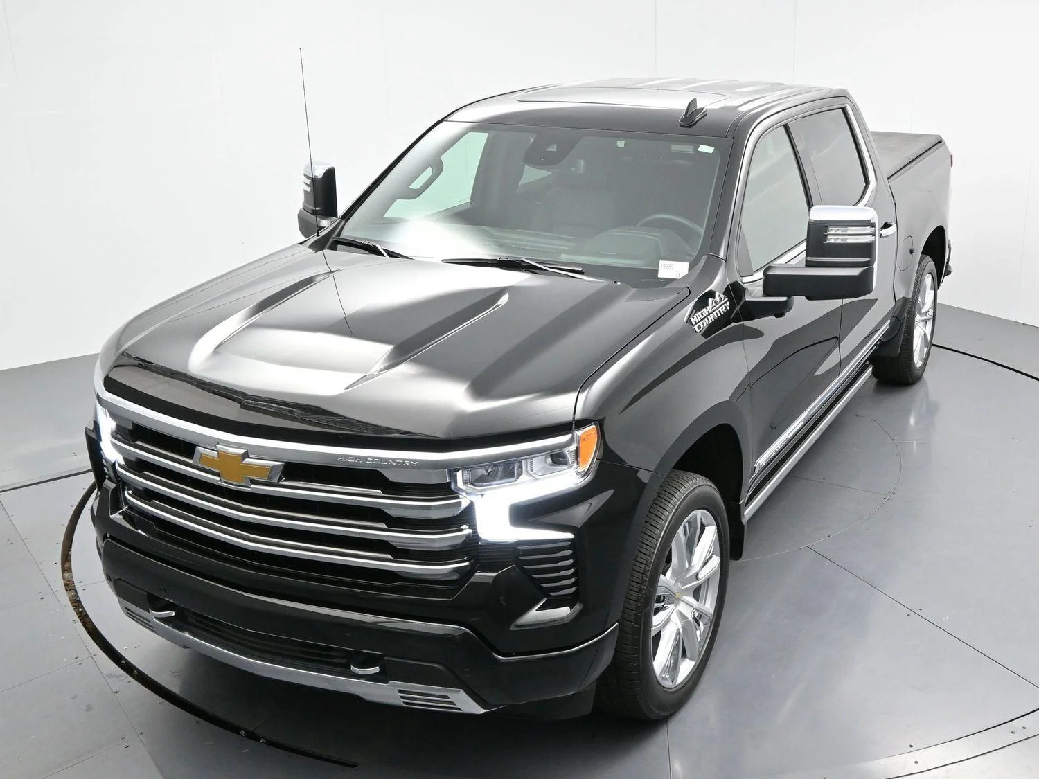 Used 2024 Black Chevrolet High Country image 39