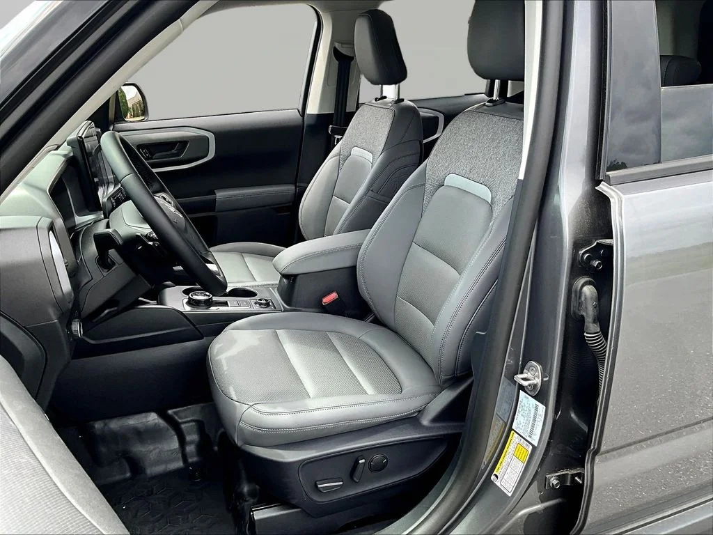 New 2025 Carbonized Gray Metallic Ford Badlands® image 25