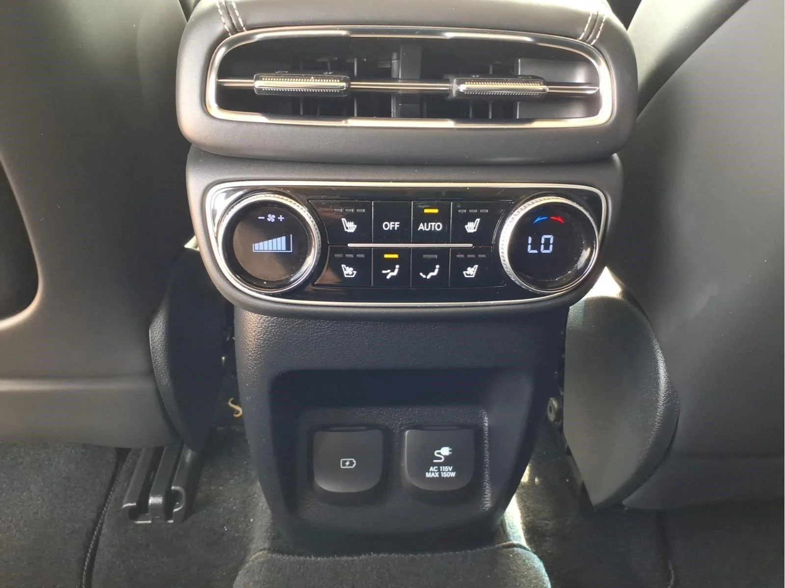 Used 2024  GENESIS 3.5T AWD image 13