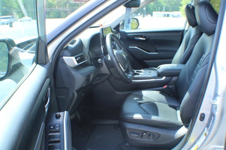 Certified Used 2024 Celestial Silver Metallic Toyota XLE image 14