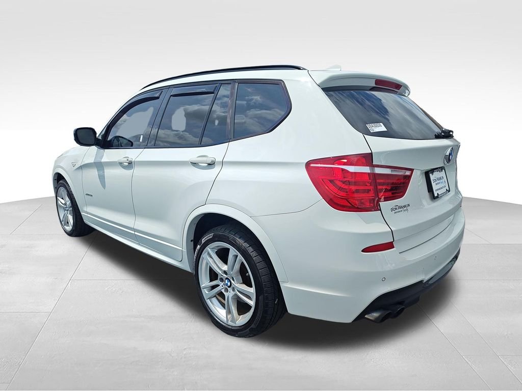 Used 2013 White BMW xDrive28i image 3