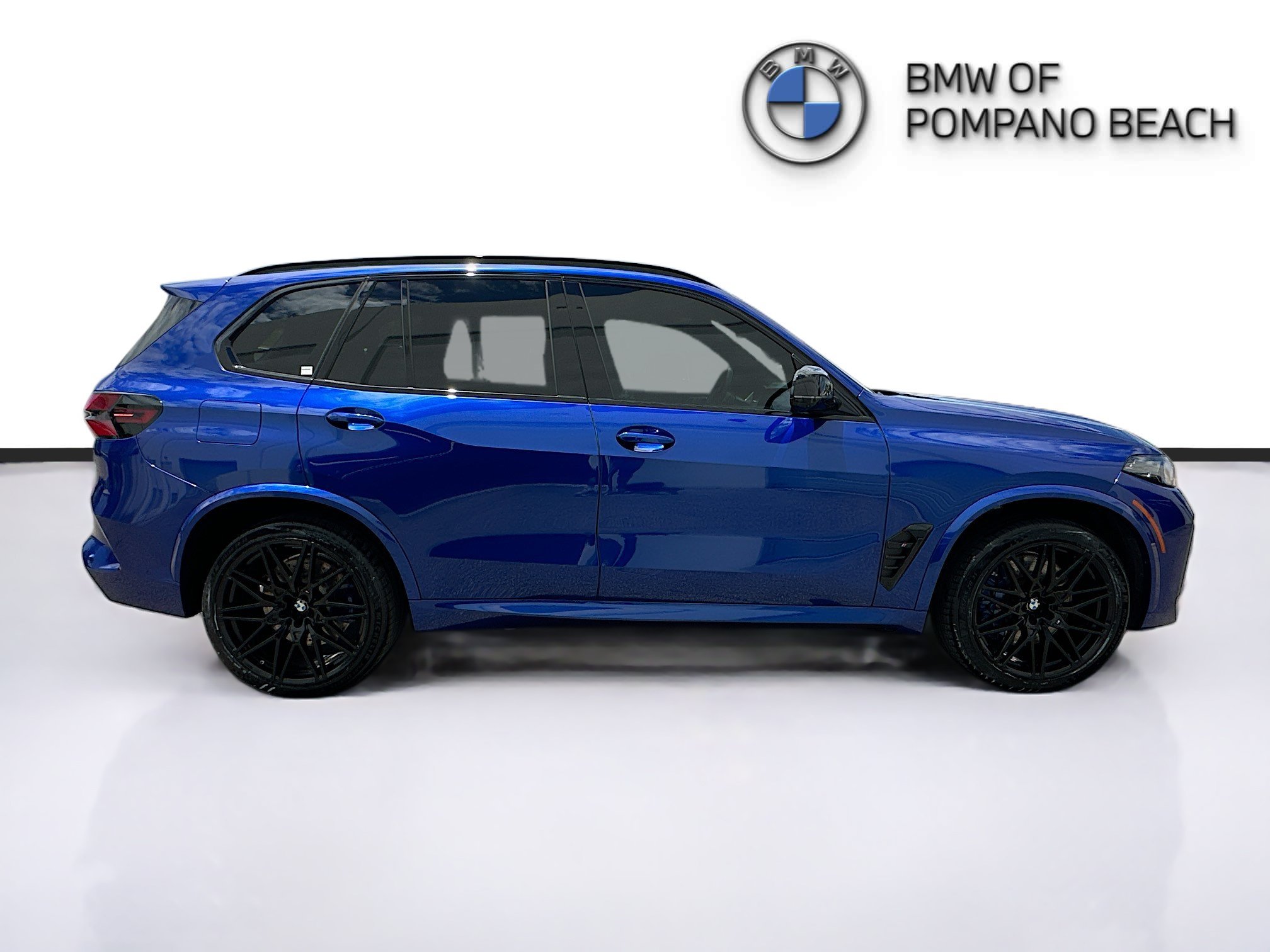 Used 2024 Marina Bay Blue Metallic BMW Competition image 8