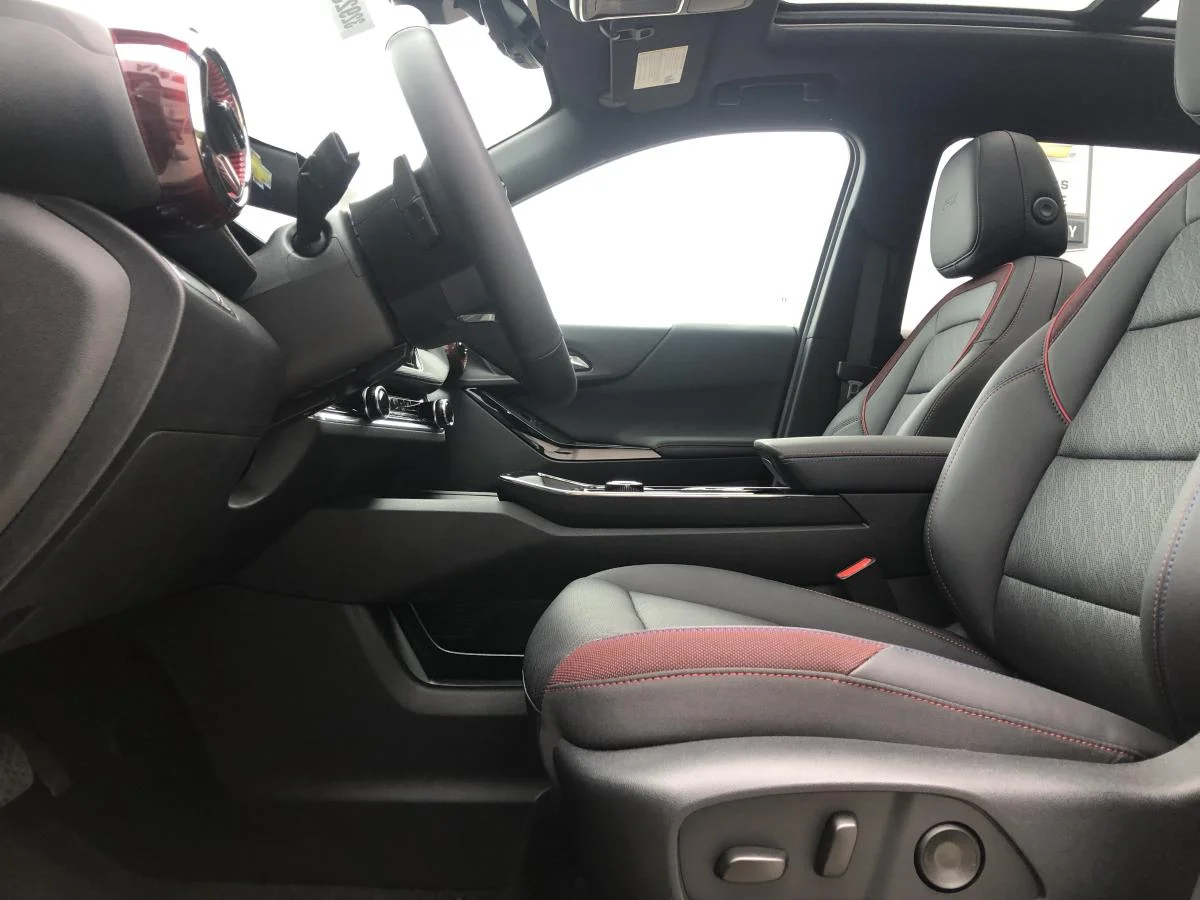 New 2026 Black Chevrolet Awd 4dr Rs image 10