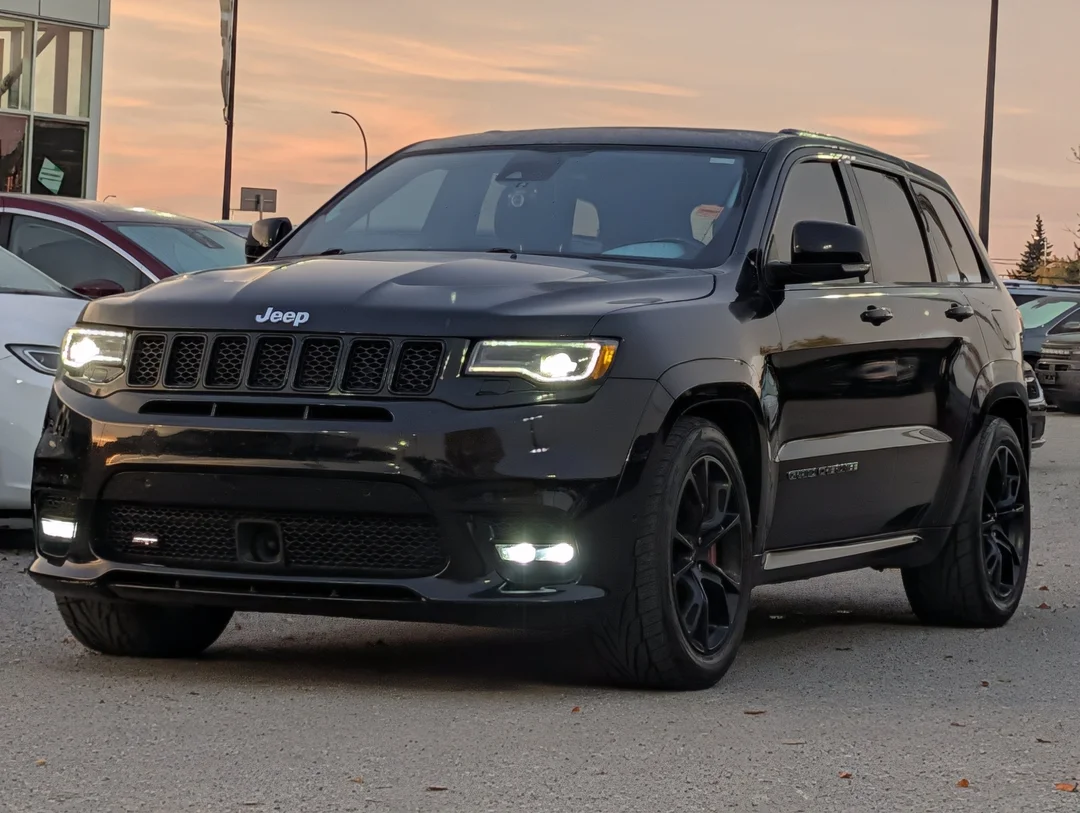 Used 2017 Black Jeep SRT - - Adaptive Cruise - Blind Spot - 20 Wheels & More! image 4