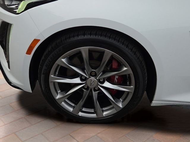 Used 2020 Summit White Cadillac Sport image 28