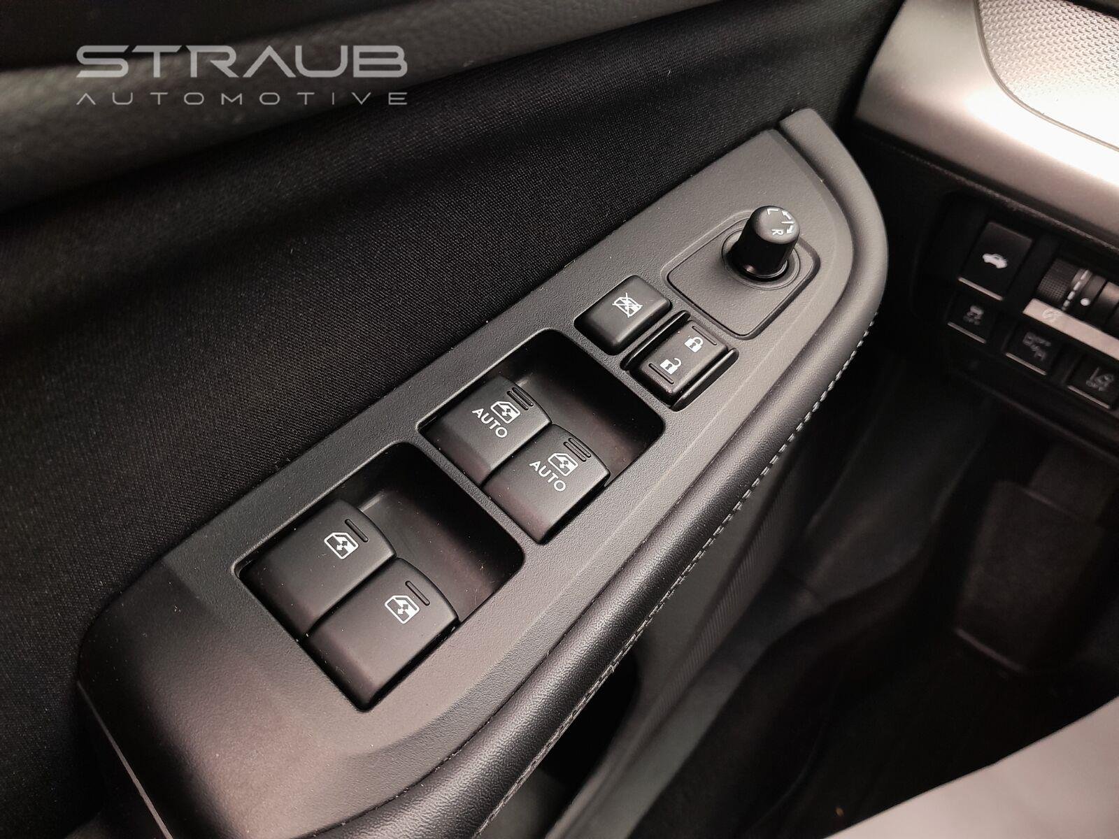 Used 2018 Crystal Black Silica Subaru Premium image 35