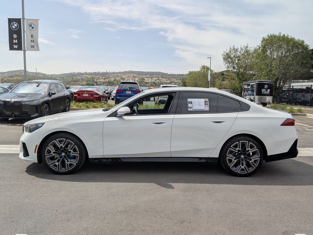 Used 2026 White BMW 530i image 5