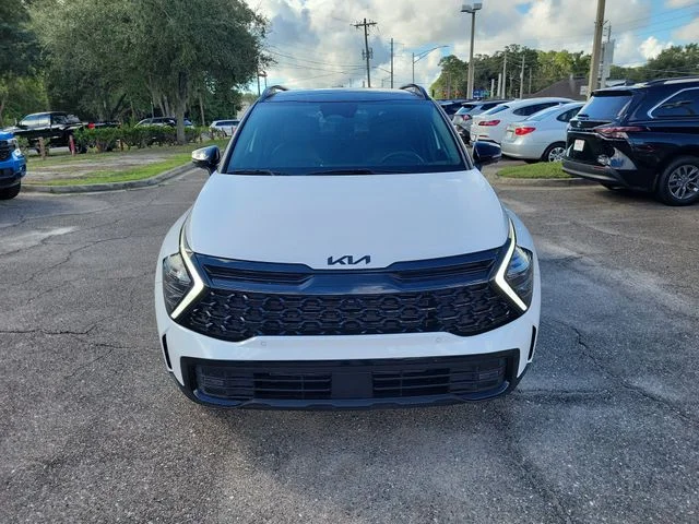 Used 2025 White Kia X-Pro Prestige image 5