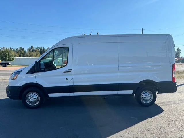 New 2026 Oxford White Ford Base image 7
