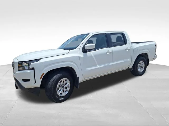 Used 2024 White Nissan SV image 4