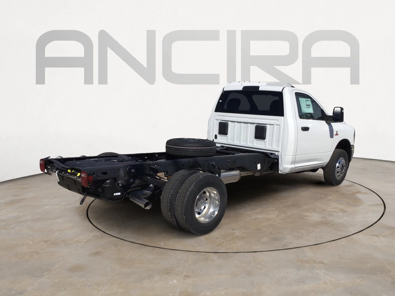 2026 RAM 3500 Chassis Tradesman - Photo 10