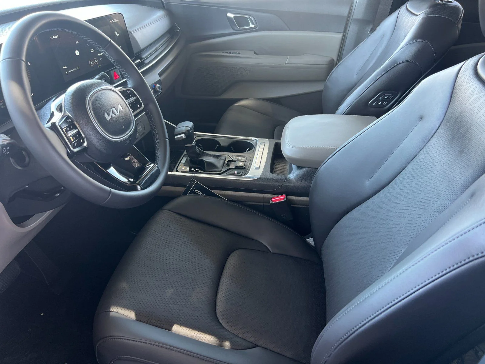 2026 Kia Carnival EX - Photo 9