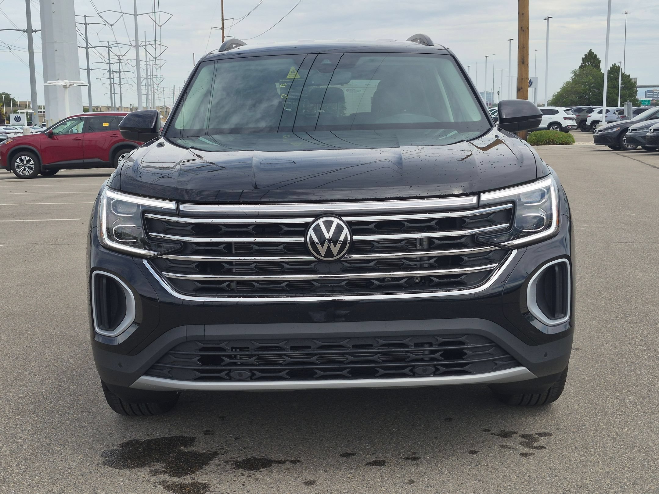 New 2026 Deep Black Pearl Volkswagen 2.0T SE w/Technology image 9