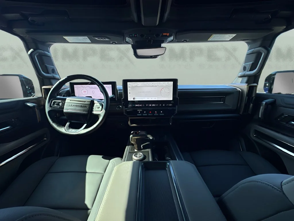 Used 2024 Black GMC 2X image 14