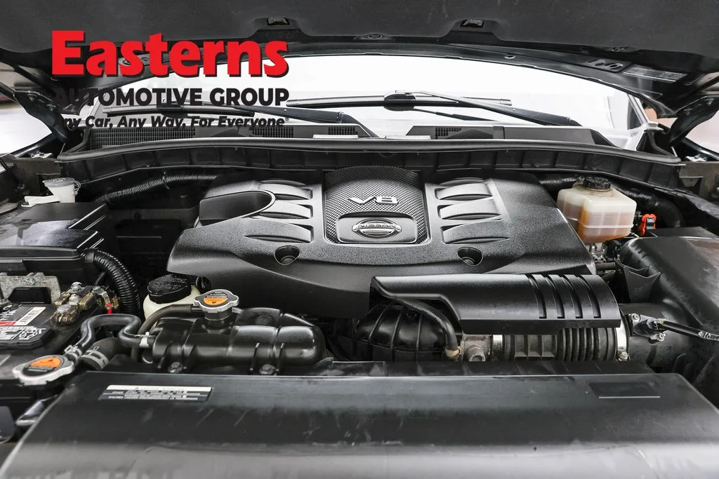 Used 2017 Black Nissan Platinum image 7