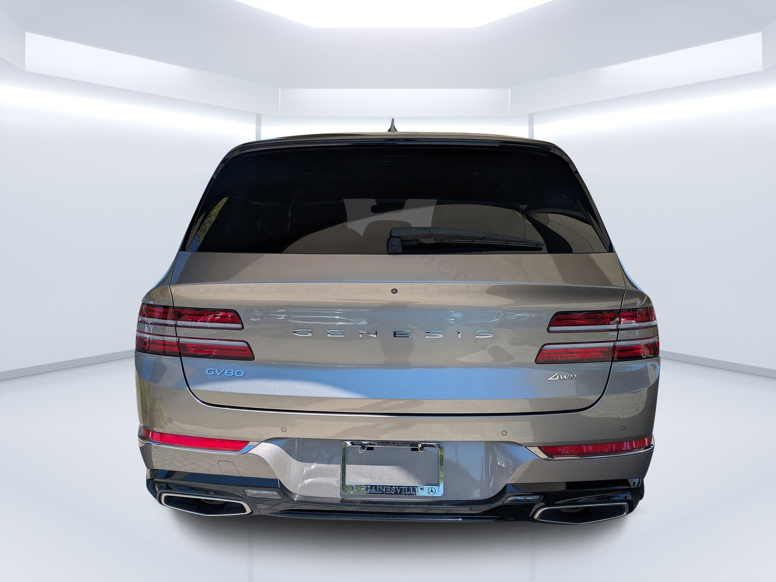 Used 2021 Gold Coast Silver Genesis 2.5T image 4