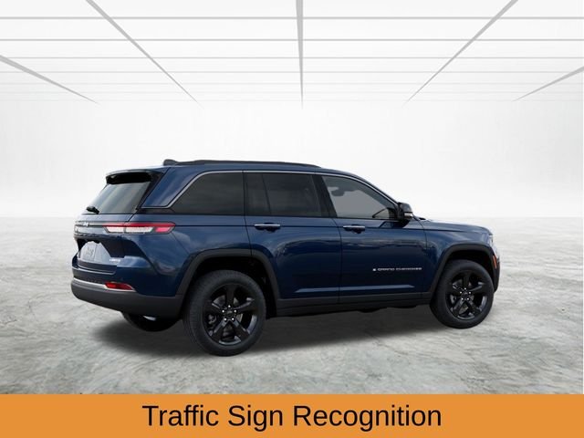 New 2026 Fathom Blue Pearl-Coat Exterior Paint Jeep Limited image 5