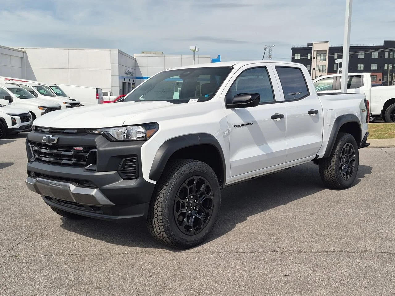 New 2026 Summit White Chevrolet Trail Boss image 4