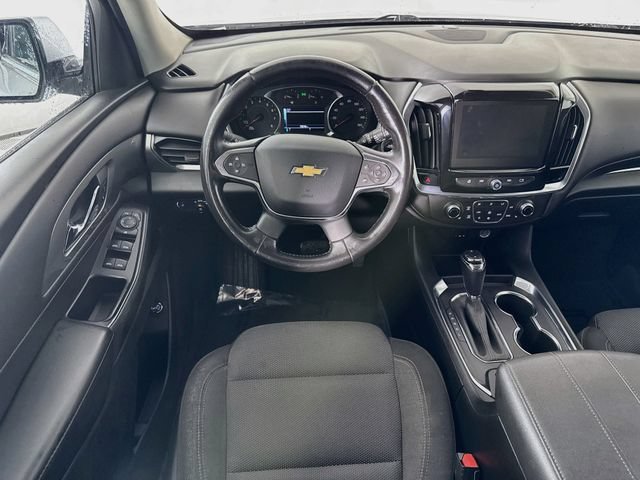 Used 2019 SILVER ICE METALLIC Chevrolet LT Cloth image 22