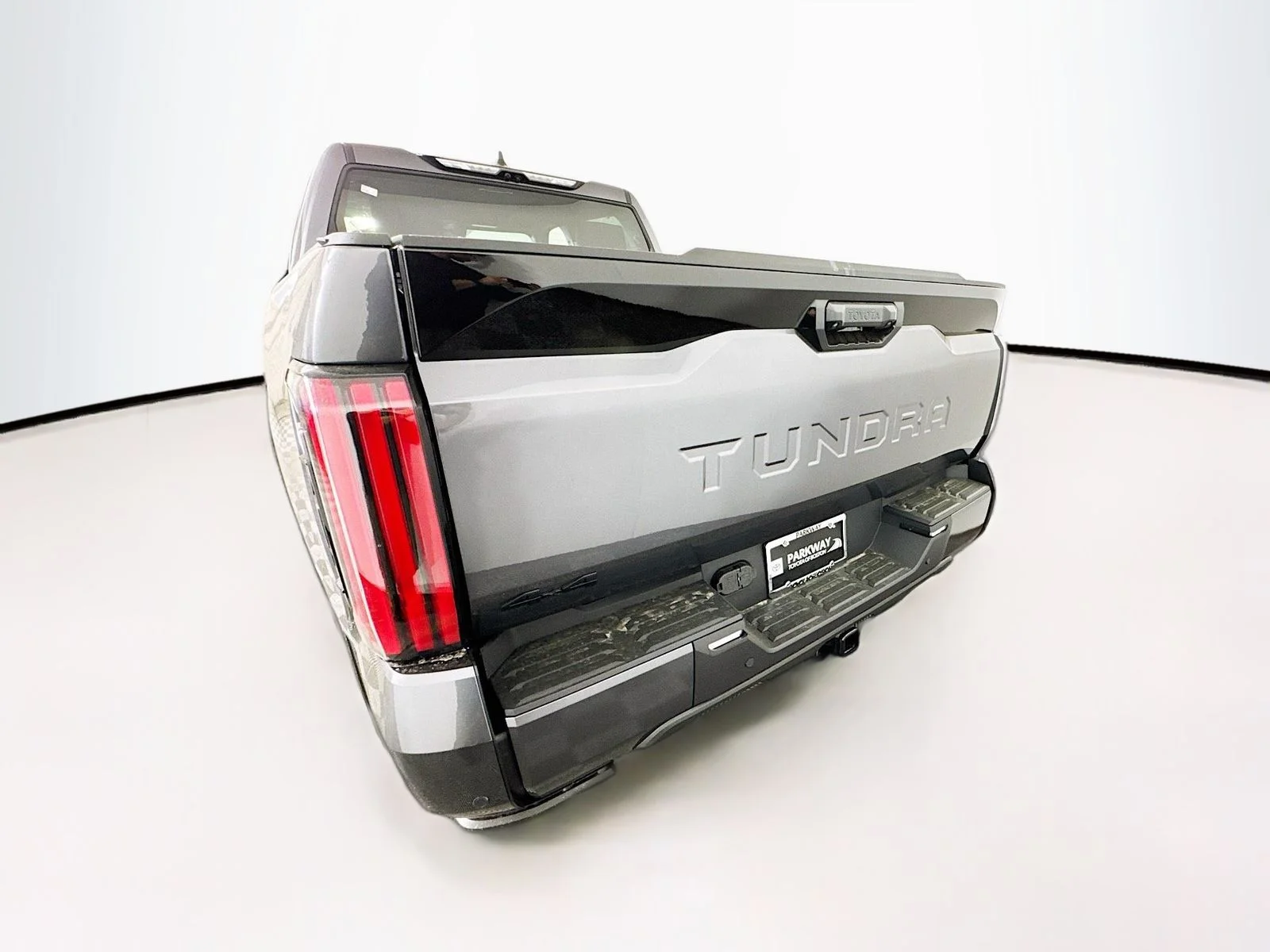 New 2026 Magnetic Gray Metallic Toyota  Platinum image 5