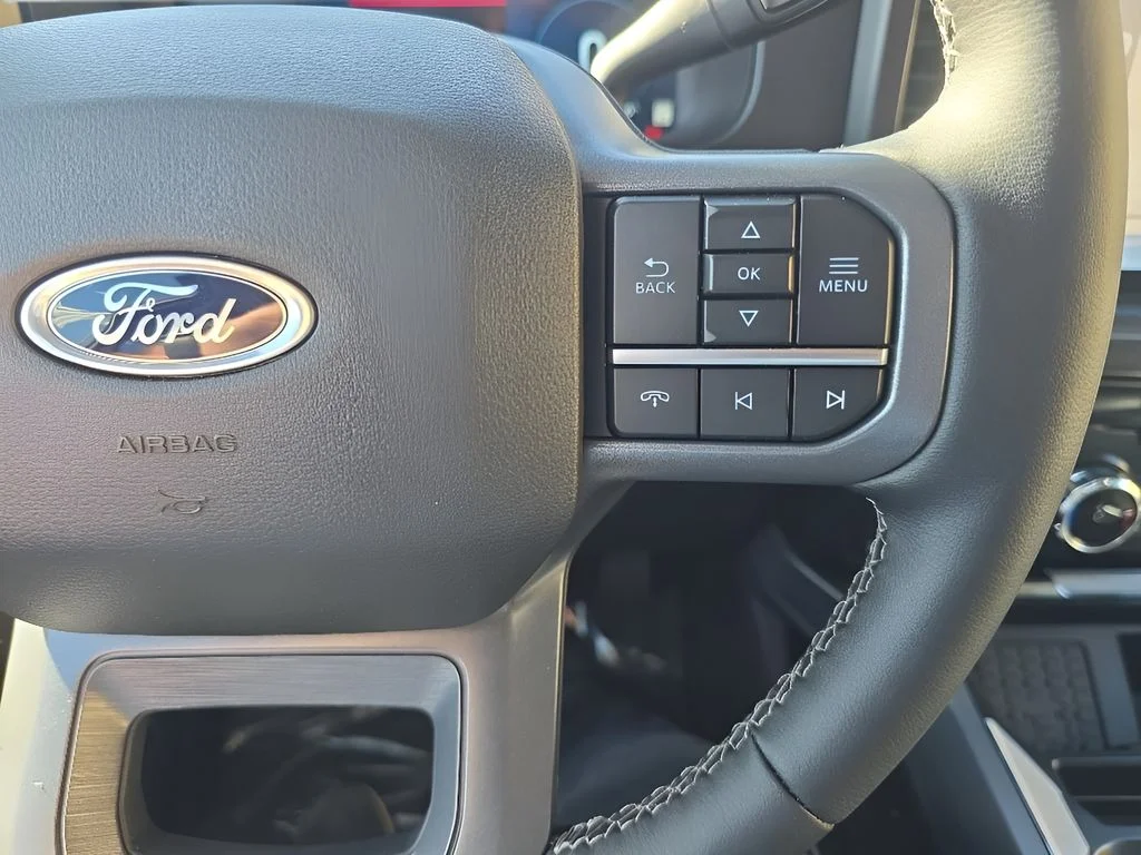 2025 Ford F-250 Super Duty Lariat - Photo 17
